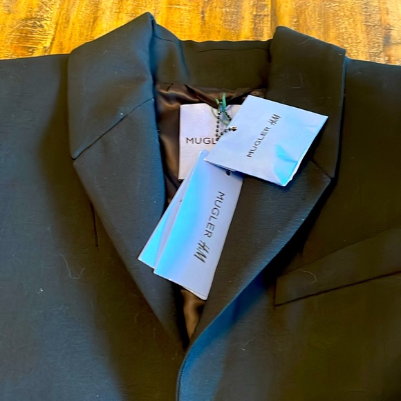 Limited edition Mugler H&M corset style blazer. Rare find! - Picture 10 of 13